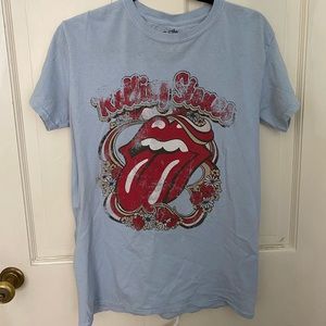 Buckle Graphic T-Shirt